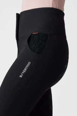 B Vertigo Natalia ridebukser med blondelommer, dame