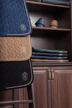 Eskadron Heritage AW24 Velour Emblem Dressursjabrak