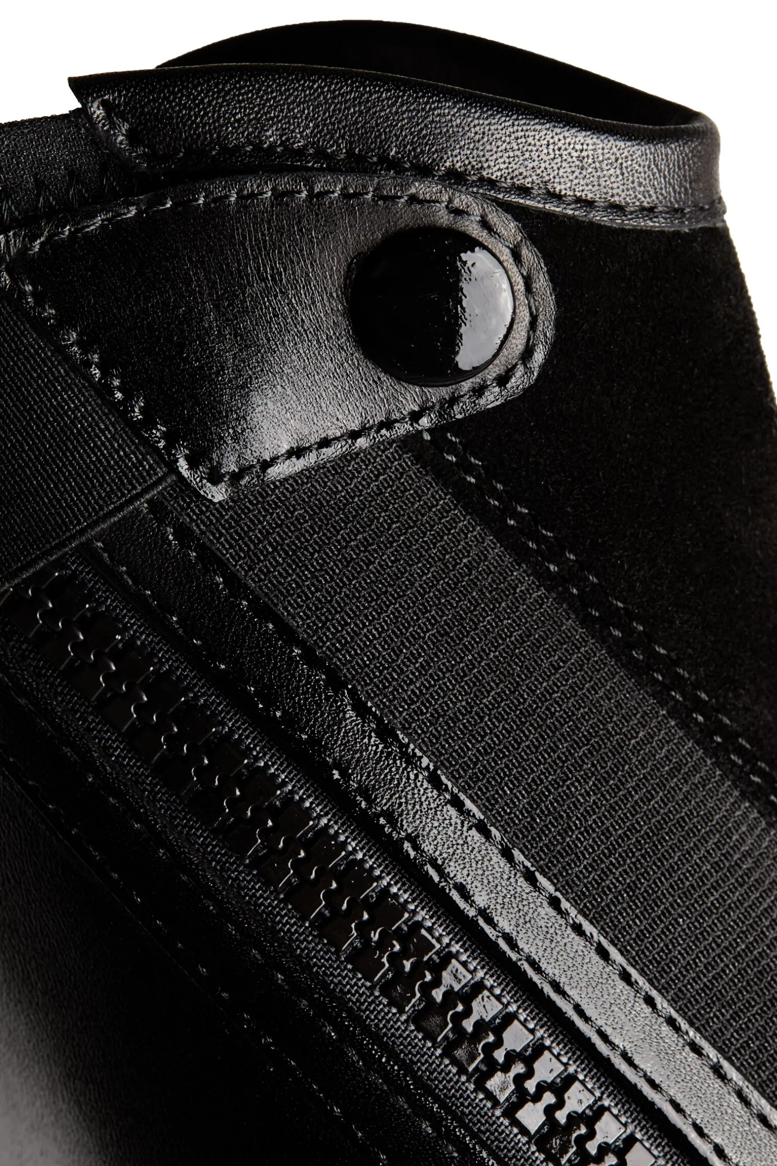 Horze Wicklow leggchaps med hull-detaljer