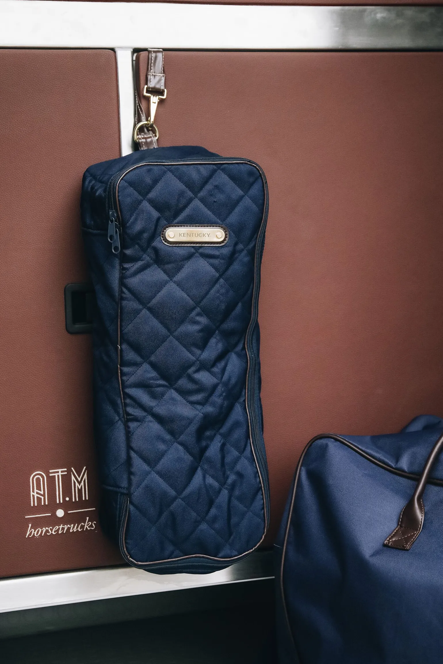 Kentucky Horsewear hodelagpose