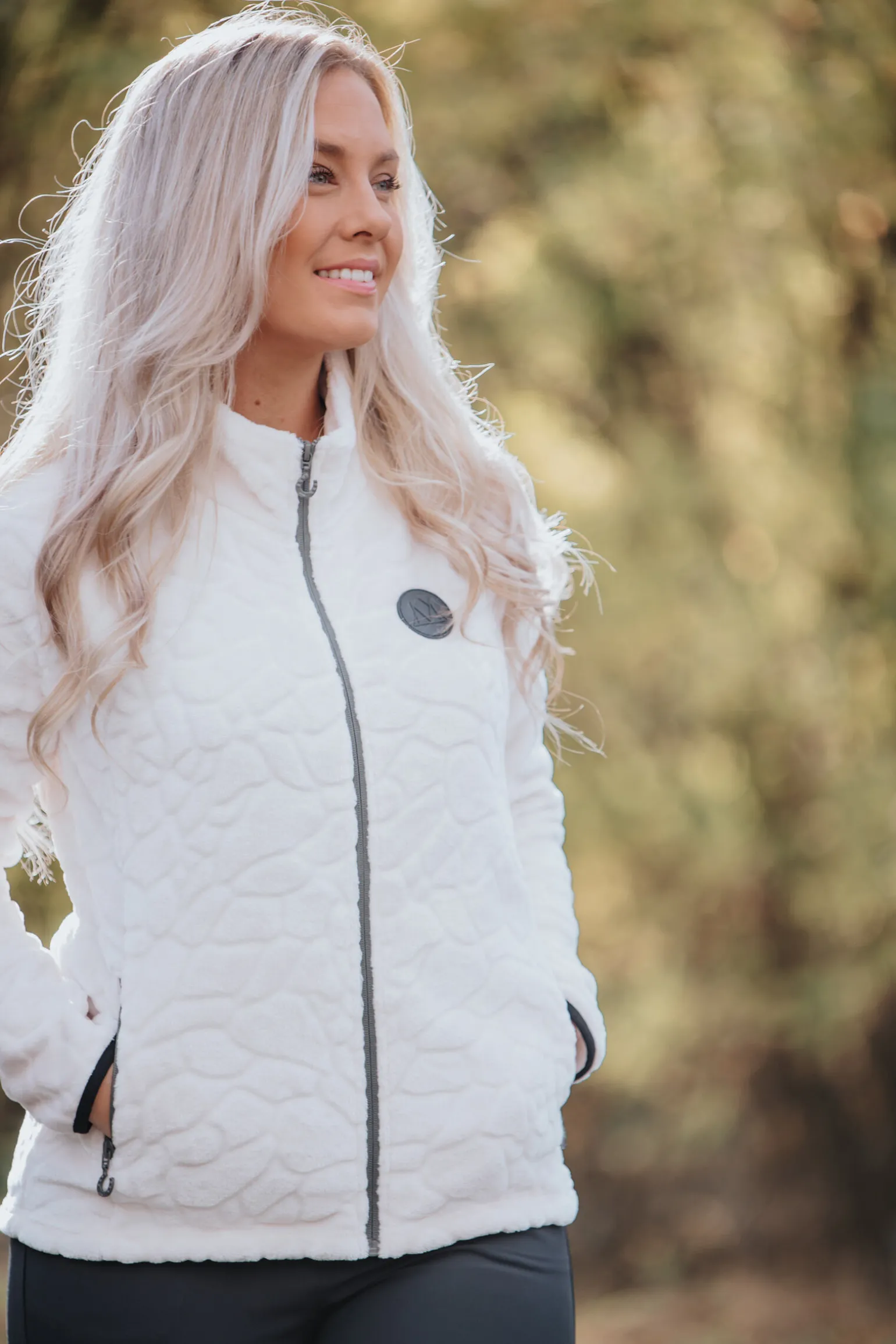 Mountain Horse Shadow Women